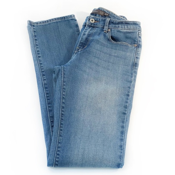 Levis demi curve mid rise straight - draug.net